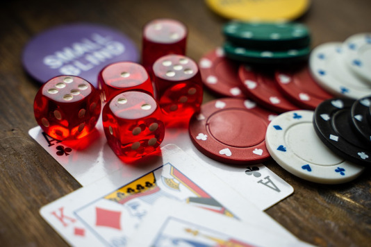 Sic bo dice game for live casino players in Singapore